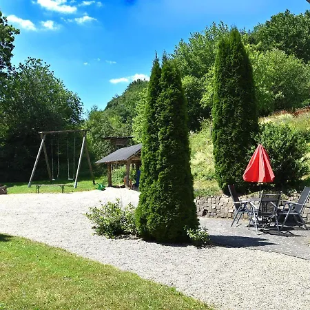 In Huddingen Mit Terrasse