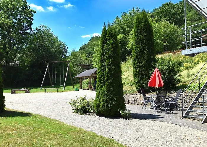 In Huddingen Mit Terrasse